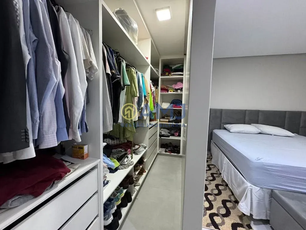Casa, 3 quartos, 270 m² - Foto 15