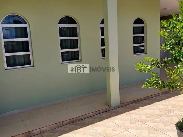 Casa 4 quartos e 3 banheiros, à venda, no bairro Jardim Vânia Maria em Bauru