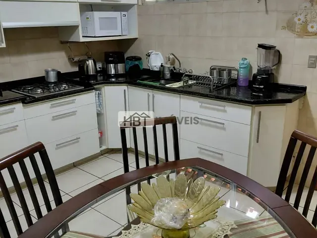 Casa 4 quartos e 3 banheiros, à venda, no bairro Jardim Vânia Maria em Bauru