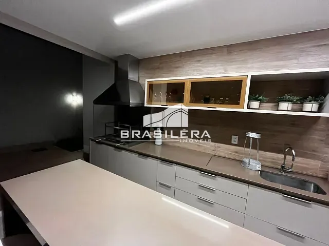 Casa 4 quartos e 6 banheiros, à venda, no bairro Jardins Valência em Goiânia