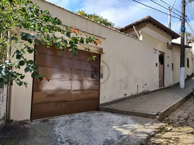 Casa com 176m² 2 quartos e 1 banheiro, à venda, no bairro Santa Luzia em Aparecida