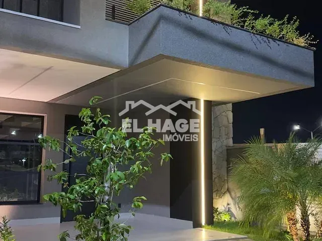 Casa com 229m² 4 quartos e 5 banheiros, à venda, no bairro Condomínio Residencial Florais Safira em Cuiabá