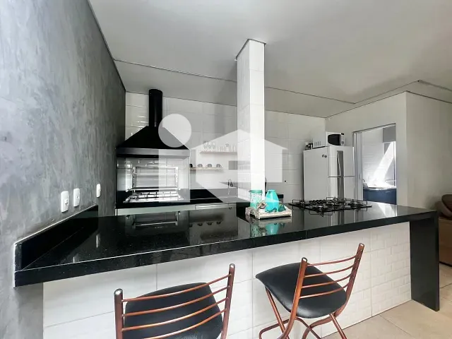 Casa com 151m² 3 quartos e 1 banheiro, à venda, no bairro Capricórnio em Rolândia