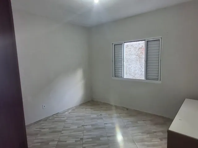 Casa com 150m² 2 quartos e 1 banheiro, à venda, no bairro Jardim Thomaz Guedes em Tatuí