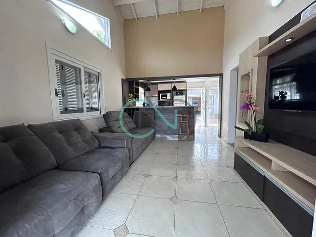 Casa com 312m² 2 quartos e 2 banheiros, à venda, no bairro Centenário em Sapiranga