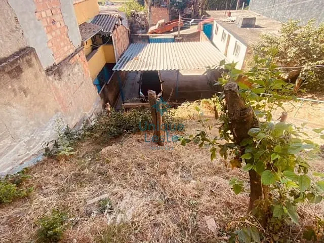 Casa com 354m² 5 quartos e 2 banheiros, à venda, no bairro Maria Goretti em Belo Horizonte