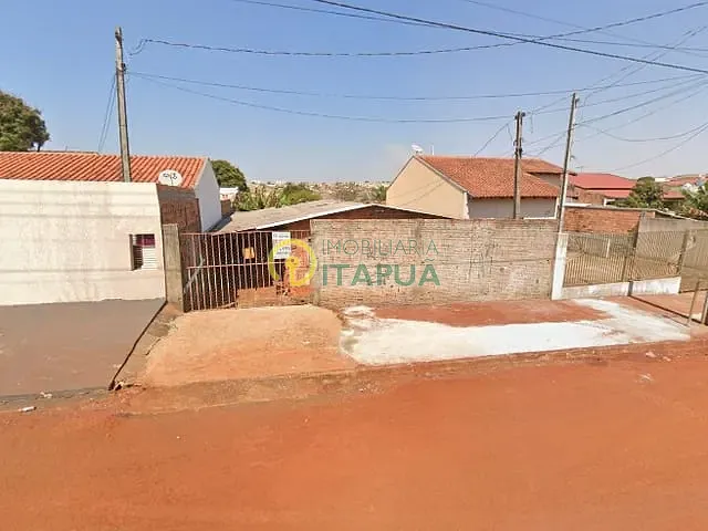 Casa com 250m² 2 quartos e 1 banheiro, à venda, no bairro Conjunto Café em Londrina