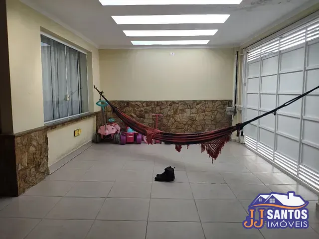 Casa com 200m² 3 quartos e 3 banheiros, à venda, no bairro Água Rasa em São Paulo