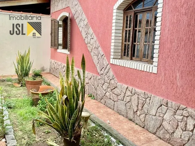Casa com 357m² 3 quartos e 2 banheiros, à venda, no bairro Vila Santos em Caçapava