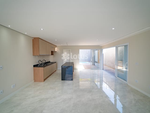Casa com 187m² 3 quartos e 3 banheiros, à venda ou para alugar, no bairro Portais (Polvilho) em Cajamar