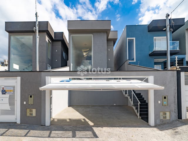 Casa com 187m² 3 quartos e 3 banheiros, à venda ou para alugar, no bairro Portais (Polvilho) em Cajamar