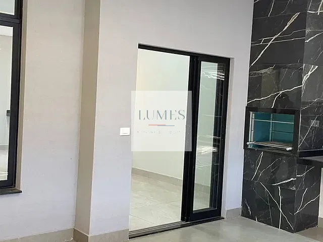 Casa com 129m² 3 quartos e 2 banheiros, à venda, no bairro Vila Pântano II em Santa Bárbara D'Oeste