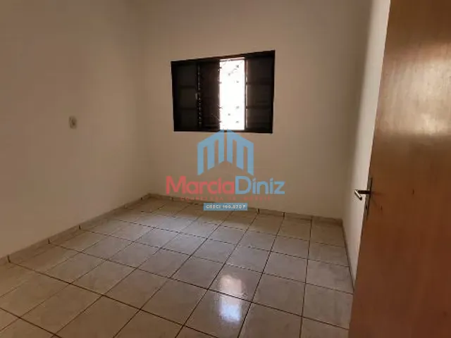 Casa 2 quartos e 1 banheiro, para alugar, no bairro Jardim Marajoara em Ituverava