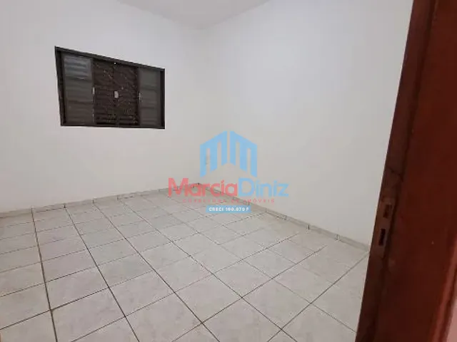 Casa 2 quartos e 1 banheiro, para alugar, no bairro Jardim Marajoara em Ituverava