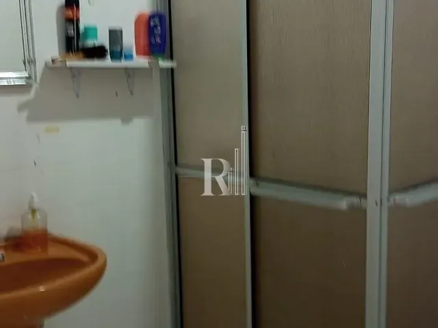 Casa 2 quartos e 1 banheiro, à venda, no bairro Centro em Tijucas
