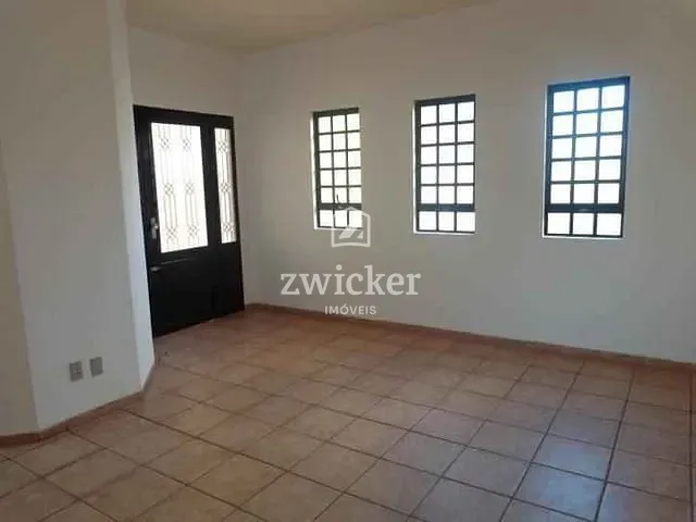 Casa com 242m² 3 quartos e 3 banheiros, à venda, no bairro Jardim Aeroporto em Bauru