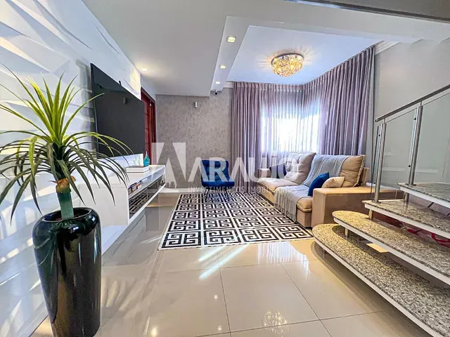 Casa com 133m² 3 quartos e 3 banheiros, à venda, no bairro São Judas em Itajaí