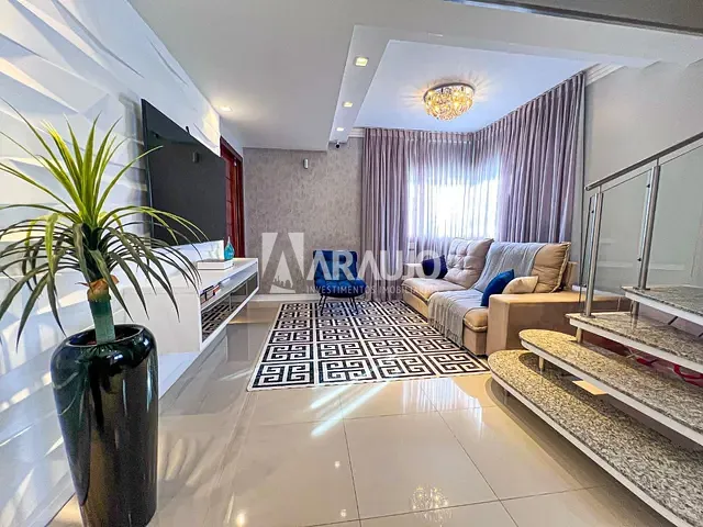 Casa com 133m² 3 quartos e 3 banheiros, à venda, no bairro São Judas em Itajaí