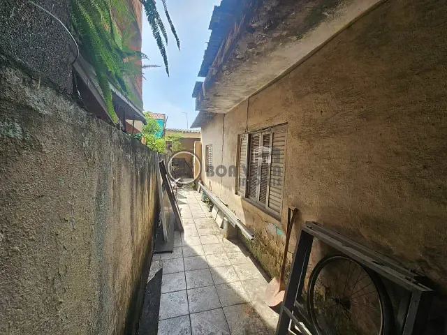 Casa 2 quartos e 1 banheiro, à venda, no bairro Cidade Boa Vista em Suzano