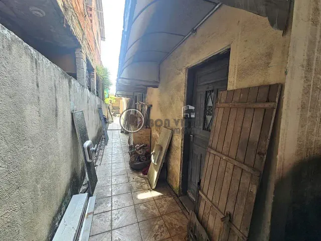Casa 2 quartos e 1 banheiro, à venda, no bairro Cidade Boa Vista em Suzano