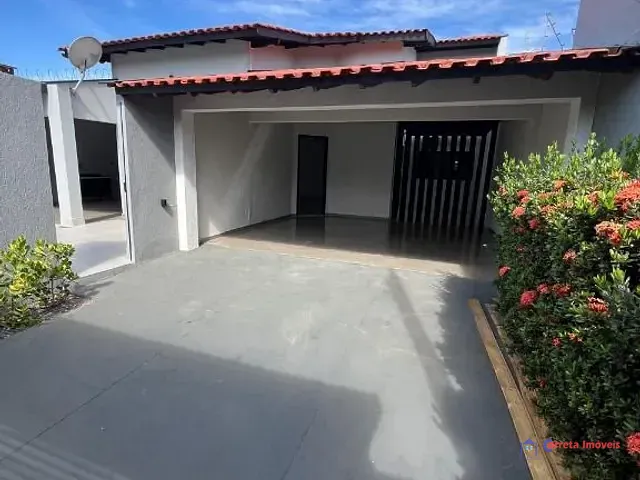 Casa com 325m² 2 quartos e 1 banheiro, à venda, no bairro Santos Dumont em Três Lagoas