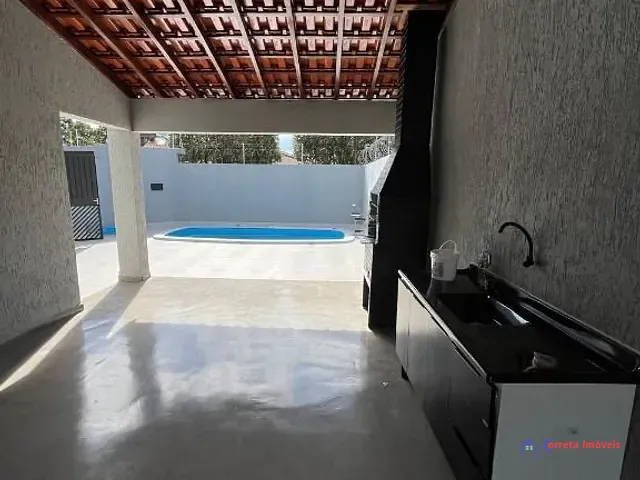 Casa com 325m² 2 quartos e 1 banheiro, à venda, no bairro Santos Dumont em Três Lagoas