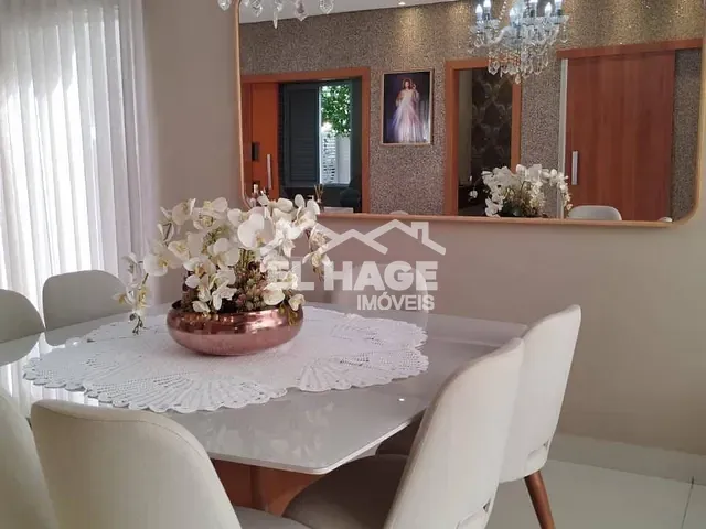 Casa com 394m² 3 quartos e 5 banheiros, à venda, no bairro Jardim Itália em Cuiabá