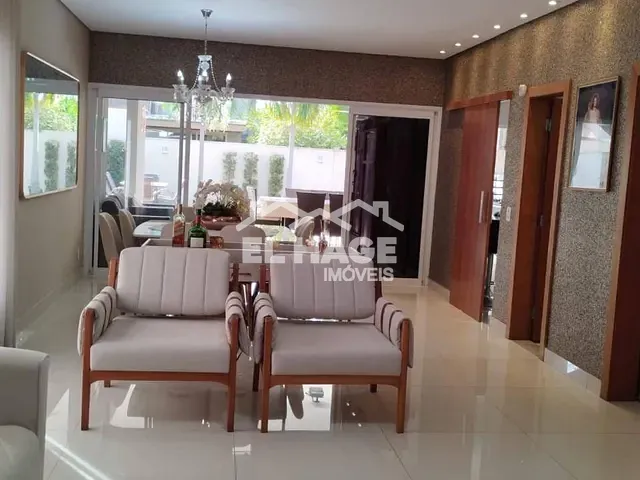 Casa com 394m² 3 quartos e 5 banheiros, à venda, no bairro Jardim Itália em Cuiabá