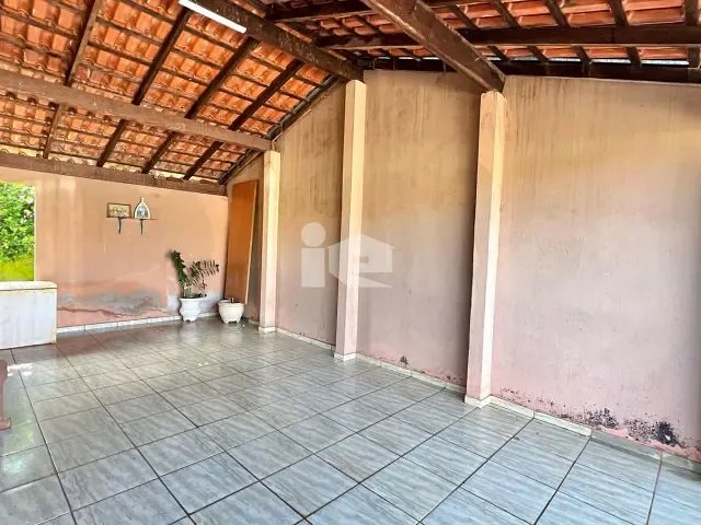 Casa com 198m² 2 quartos e 1 banheiro, à venda, no bairro Novo Horizonte em Rolândia