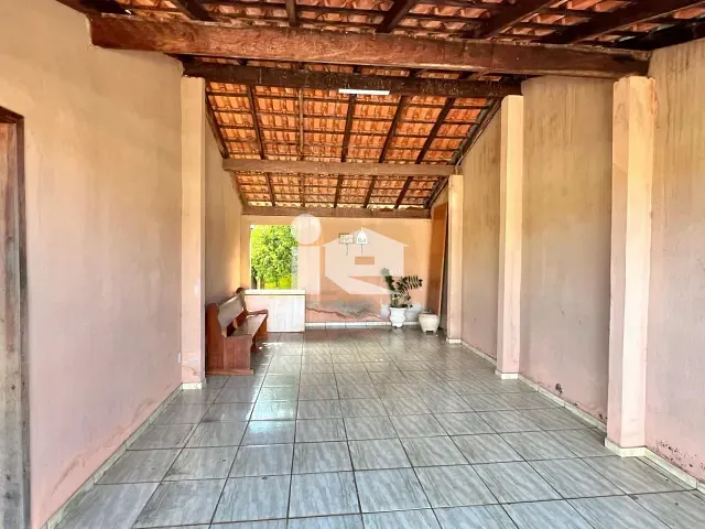 Casa com 198m² 2 quartos e 1 banheiro, à venda, no bairro Novo Horizonte em Rolândia