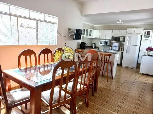 Casa com 200m² 3 quartos e 3 banheiros, à venda, no bairro Jardim Castelo Branco em Ribeirão Preto