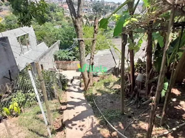 Terreno à venda, no bairro Jardim Piatã A em Mogi das Cruzes