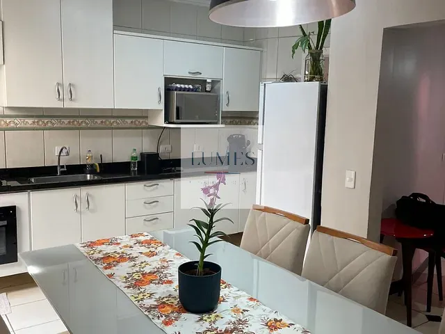 Casa com 150m² 3 quartos e 5 banheiros, à venda, no bairro Jardim Brasília em Americana
