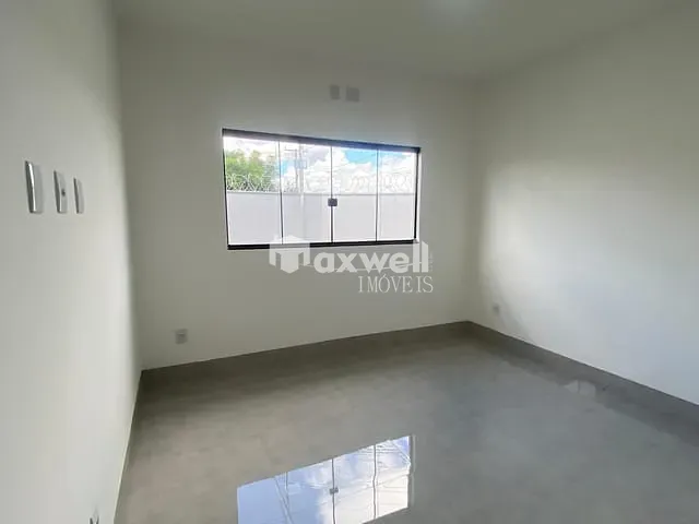 Casa com 223m² 2 quartos e 2 banheiros, à venda, no bairro Bairro Independência em Aparecida de Goiânia