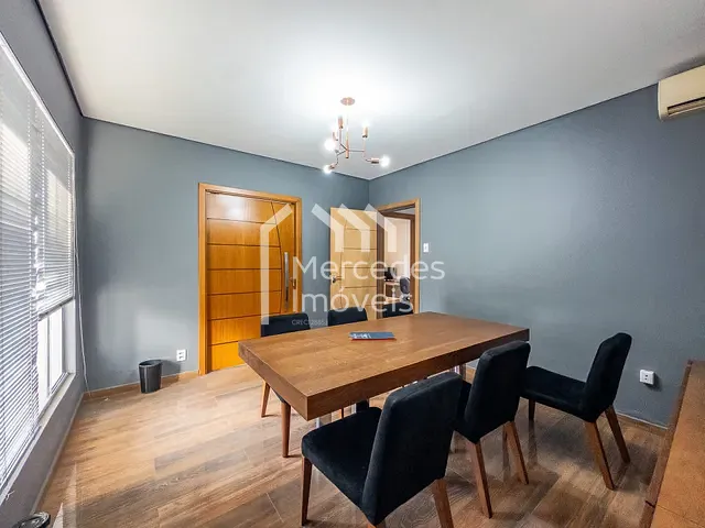 Casa com 312m², para alugar, no bairro Centro em Itajaí