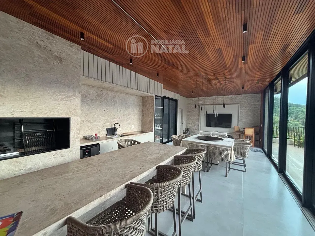 Casa, 3 quartos, 320 m² - Foto 1