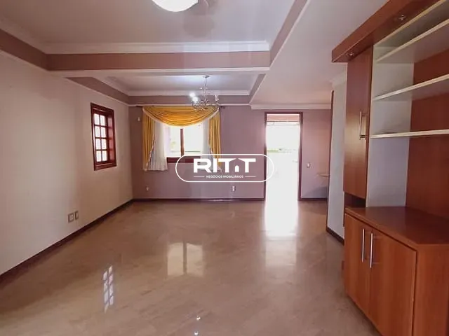 Casa com 250m² 3 quartos e 5 banheiros, à venda, no bairro Parque Rural Fazenda Santa Cândida em Campinas