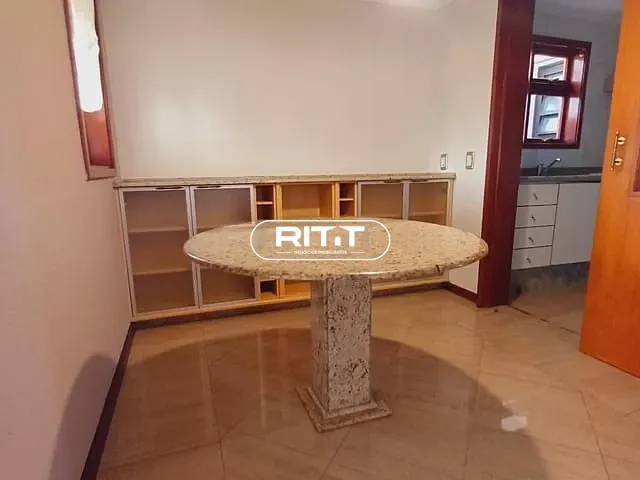 Casa com 250m² 3 quartos e 5 banheiros, à venda, no bairro Parque Rural Fazenda Santa Cândida em Campinas