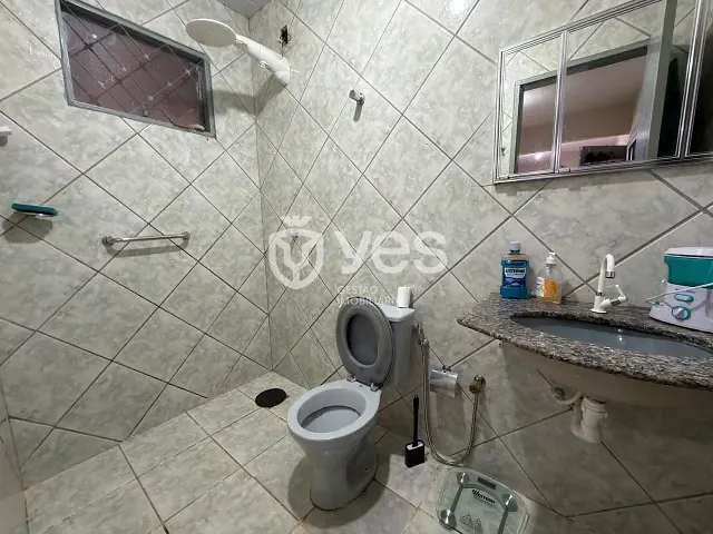Casa 2 quartos e 2 banheiros, à venda, no bairro Conjunto Habitacional Pão de Açúcar em Araxá