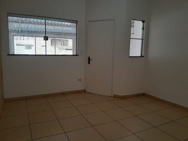 Casa com 150m² 2 quartos e 1 banheiro, à venda, no bairro Jardim Almeida em São João da Boa Vista