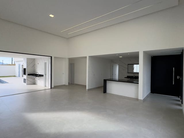 Casa com 444m² 4 quartos e 4 banheiros, à venda, no bairro Viverde I em Rio das Ostras