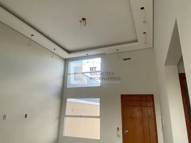 Casa com 150m² 2 quartos e 1 banheiro, à venda, no bairro Parque Residencial Sabiás em Indaiatuba