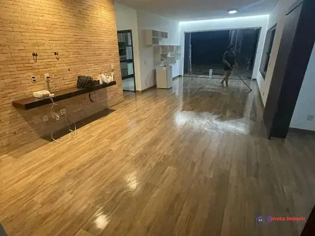 Casa com 843m² 3 quartos e 2 banheiros, à venda, no bairro Jardim Alvorada em Três Lagoas