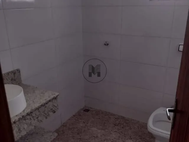 Casa com 300m² 3 quartos e 3 banheiros, à venda, no bairro Belvedere Club dos 500 em Guaratinguetá