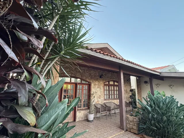 Casa com 600m² 4 quartos e 4 banheiros, à venda, no bairro Jardim Andrea Ville em Tatuí