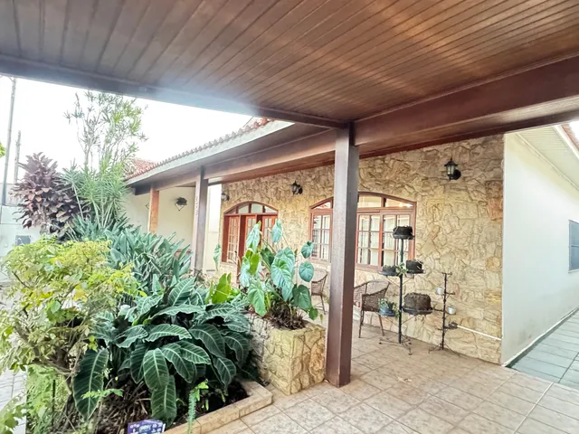 Casa com 600m² 4 quartos e 4 banheiros, à venda, no bairro Jardim Andrea Ville em Tatuí