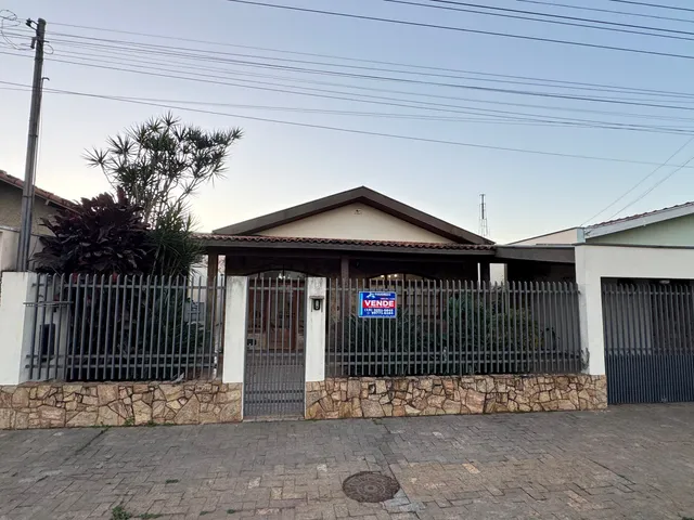 Casa com 600m² 4 quartos e 4 banheiros, à venda, no bairro Jardim Andrea Ville em Tatuí