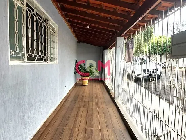 Casa com 330m² 3 quartos e 3 banheiros, à venda, no bairro Jardim Buscardi em Taquaritinga