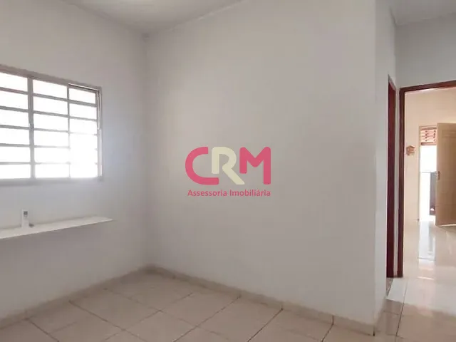 Casa com 330m² 3 quartos e 3 banheiros, à venda, no bairro Jardim Buscardi em Taquaritinga