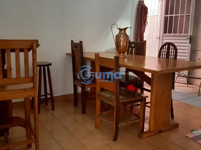Casa com 200m² 3 quartos e 3 banheiros, à venda, no bairro Vila Batista em Bragança Paulista